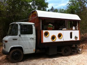 Aljoscha, Orgelwagen, offen